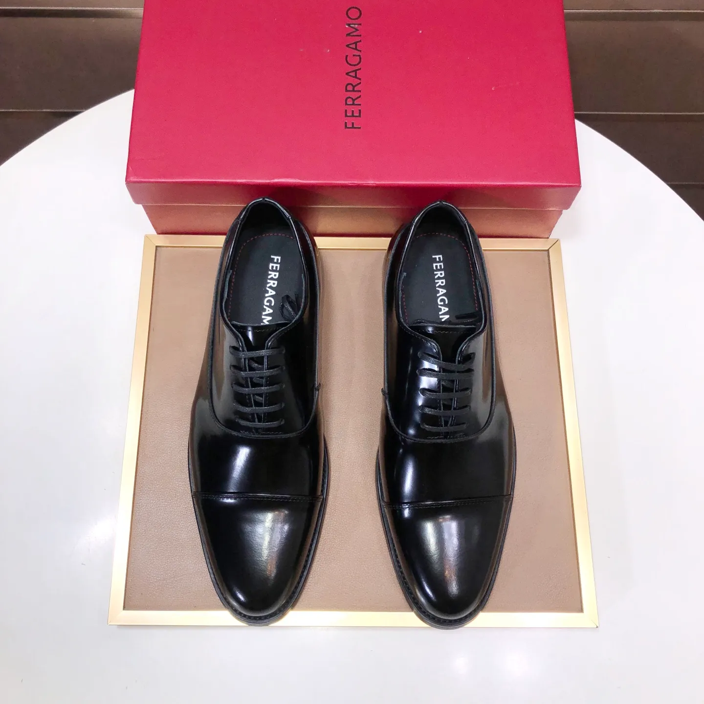 Men's shoes 💰540💰 [Ferragamo/Ferragamo] The latest model from the counter. Original imported high-quality cowhide with open sides + imported 🐂 cowhide lining + original luxury metal buckle + original combination outsole. Comparison is stress-free 38–45 (45 is custom-made and cannot be returned or exchanged)